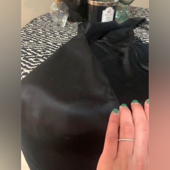 Babaton Dress - Picture 3 of 4